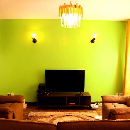 Silent Sky Homestay Near Jkia Airport & Sgr Nairobi Eksteriør billede